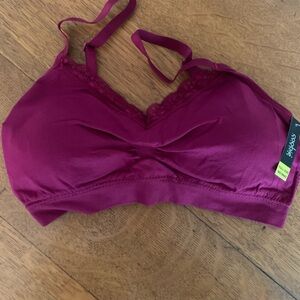 Coobie Bra #9042  Full Size Wine Color with Lace